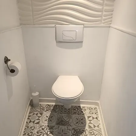 La Capitelle , Double Independante Avec Piscine *