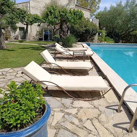 La Capitelle , Double Independante Avec Piscine 3*